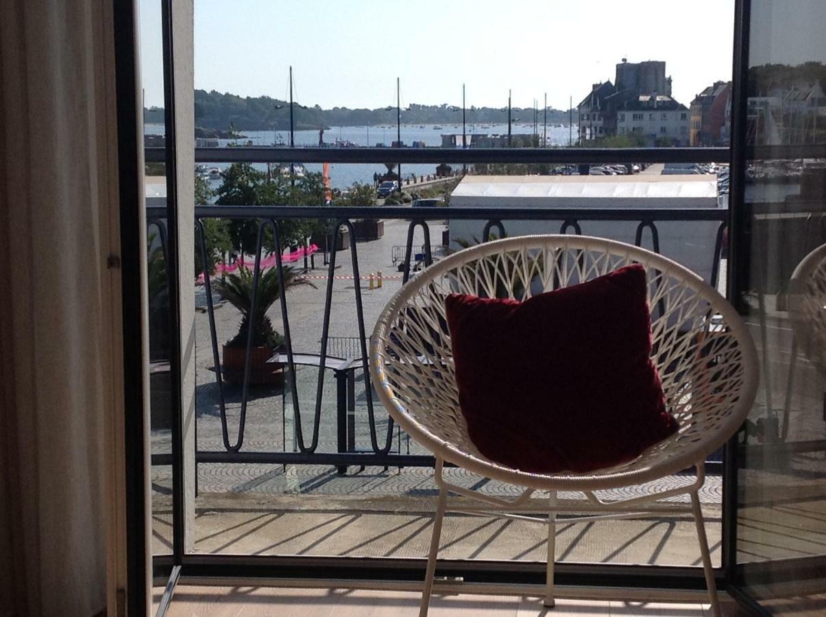The Place To Be Concarneau Exterior photo